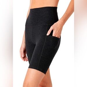 Beyond Yoga Spacedye  Pockets High Waisted Biker Shorts Medium Darkest Night